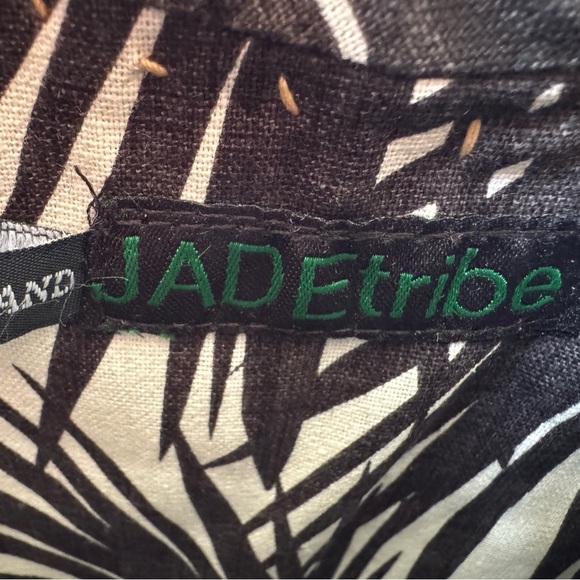 JADEtribe Aloha Woven Basket Bag with White Tassel and Pom Poms NWT - Picture 7 of 10